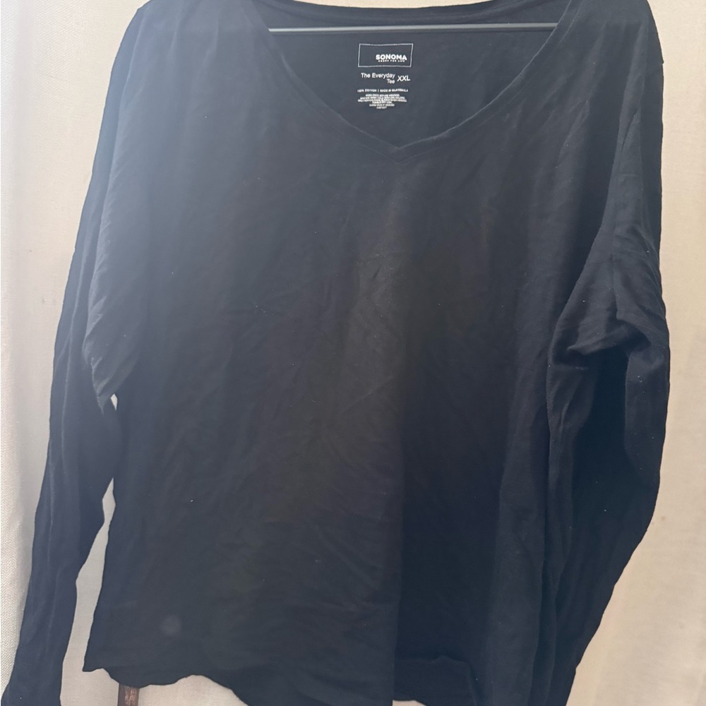 Sonoma Black V-Neck Tee